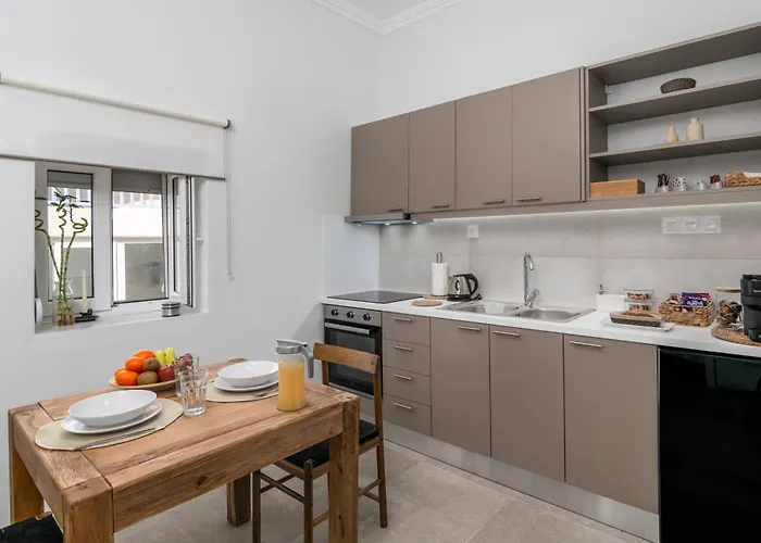 Melian Roots Adamantas (Milos)