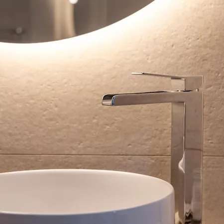 Melian Roots דירה אדאמאס