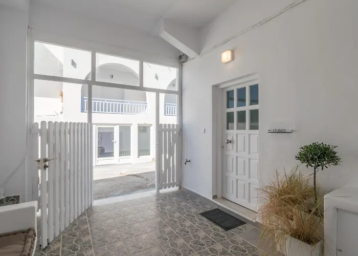 Melian Roots Adamantas